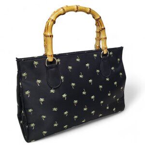 Sunny Hawaii Clamshell Purse Women's Embroidered Palm Bamboo Handle Hand Satchel
